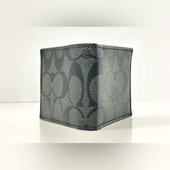 Coach 3 In 1 Wallet In Signature Canvas - Picture 9 of 9